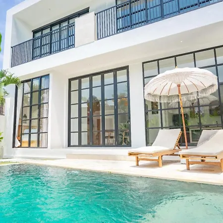New 3Bed-3Bath Villa Canggu